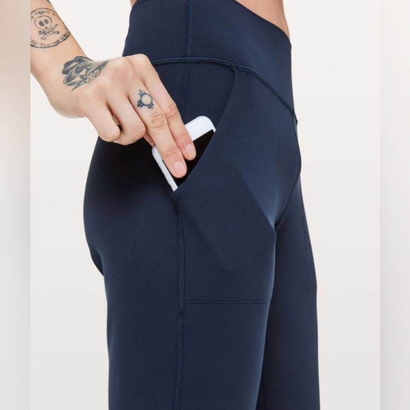 NWT Lululemon Align High Rise Joggers With Pockets True Navy Size 0 - Picture 3 of 9